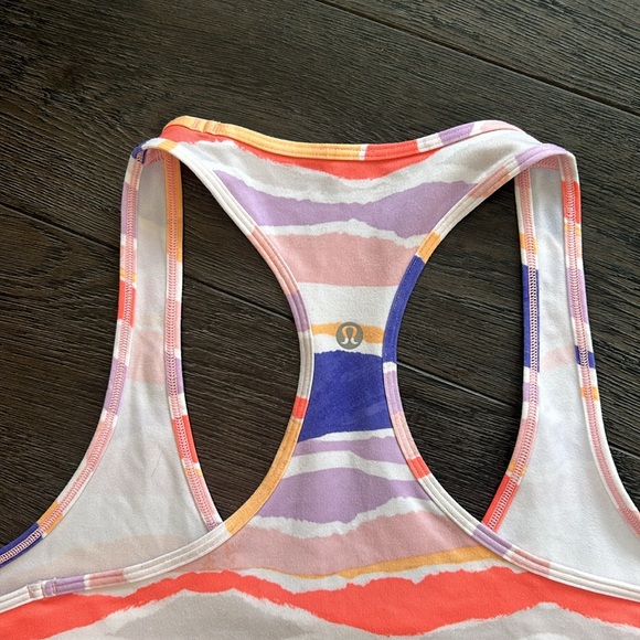 🍋 like new Lululemon tank - Picture 3 of 5